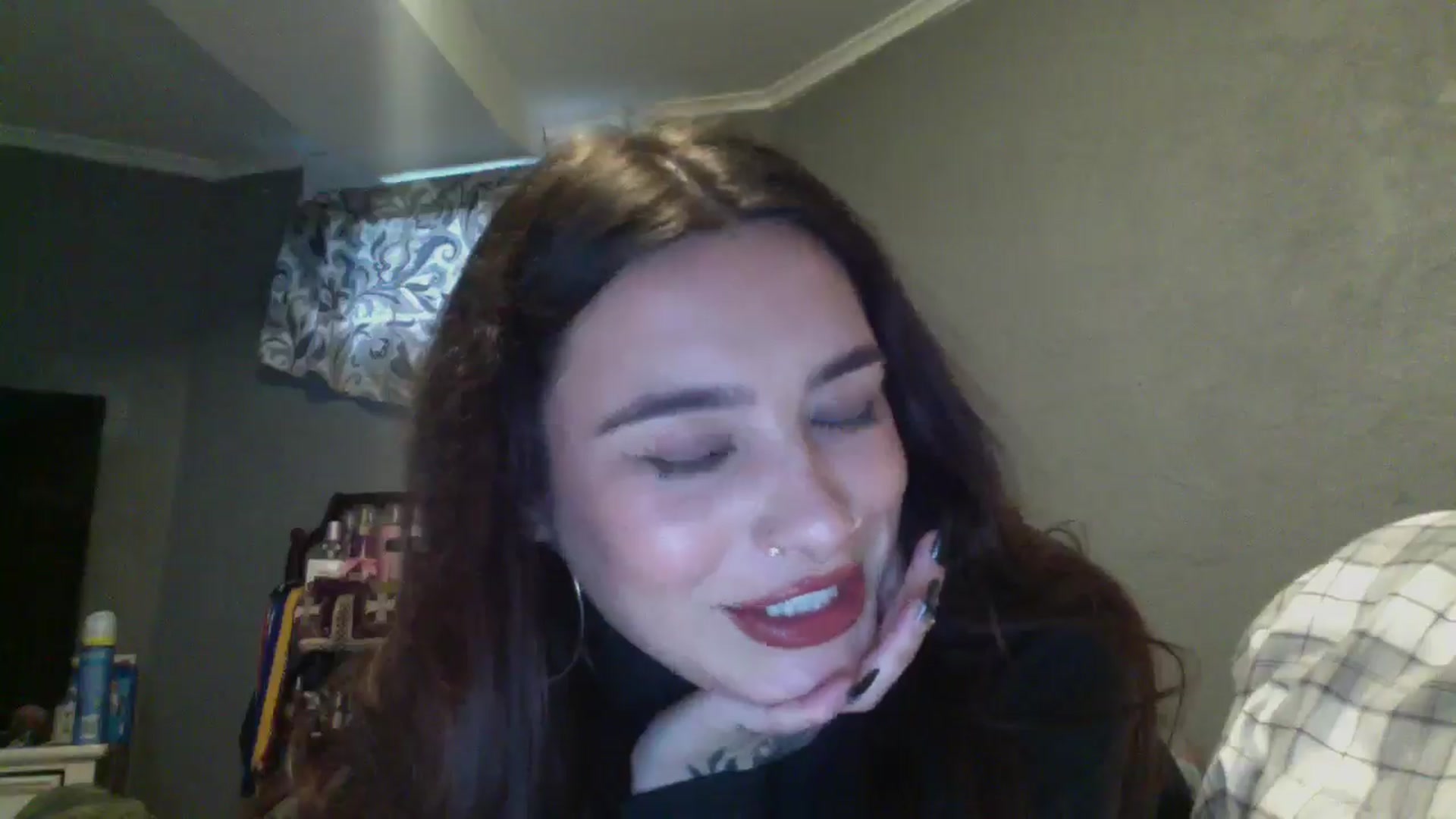 Gallery image thumbnail from marymartinez's myfreecams stream on, 11/21/2024, 20:17 image 12 of 20