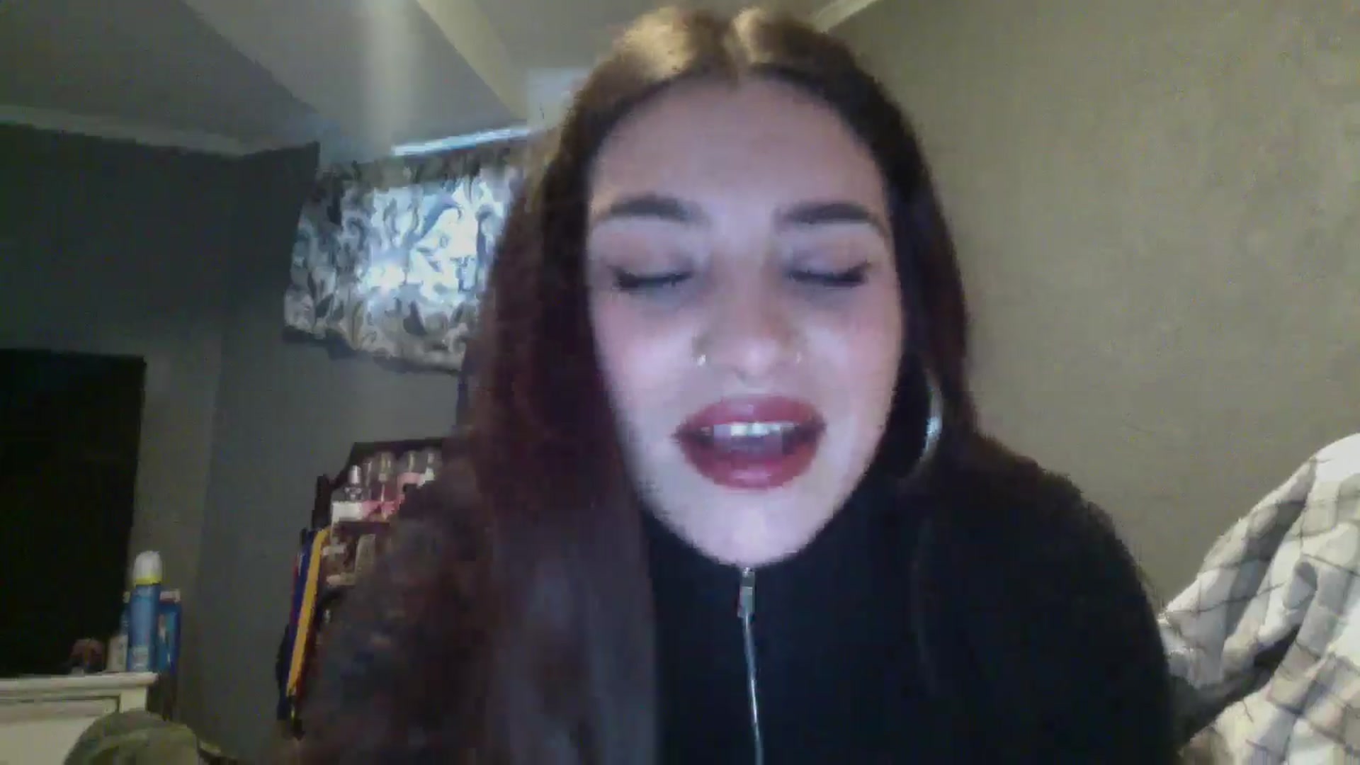 Gallery image thumbnail from marymartinez's myfreecams stream on, 11/21/2024, 20:17 image 8 of 20