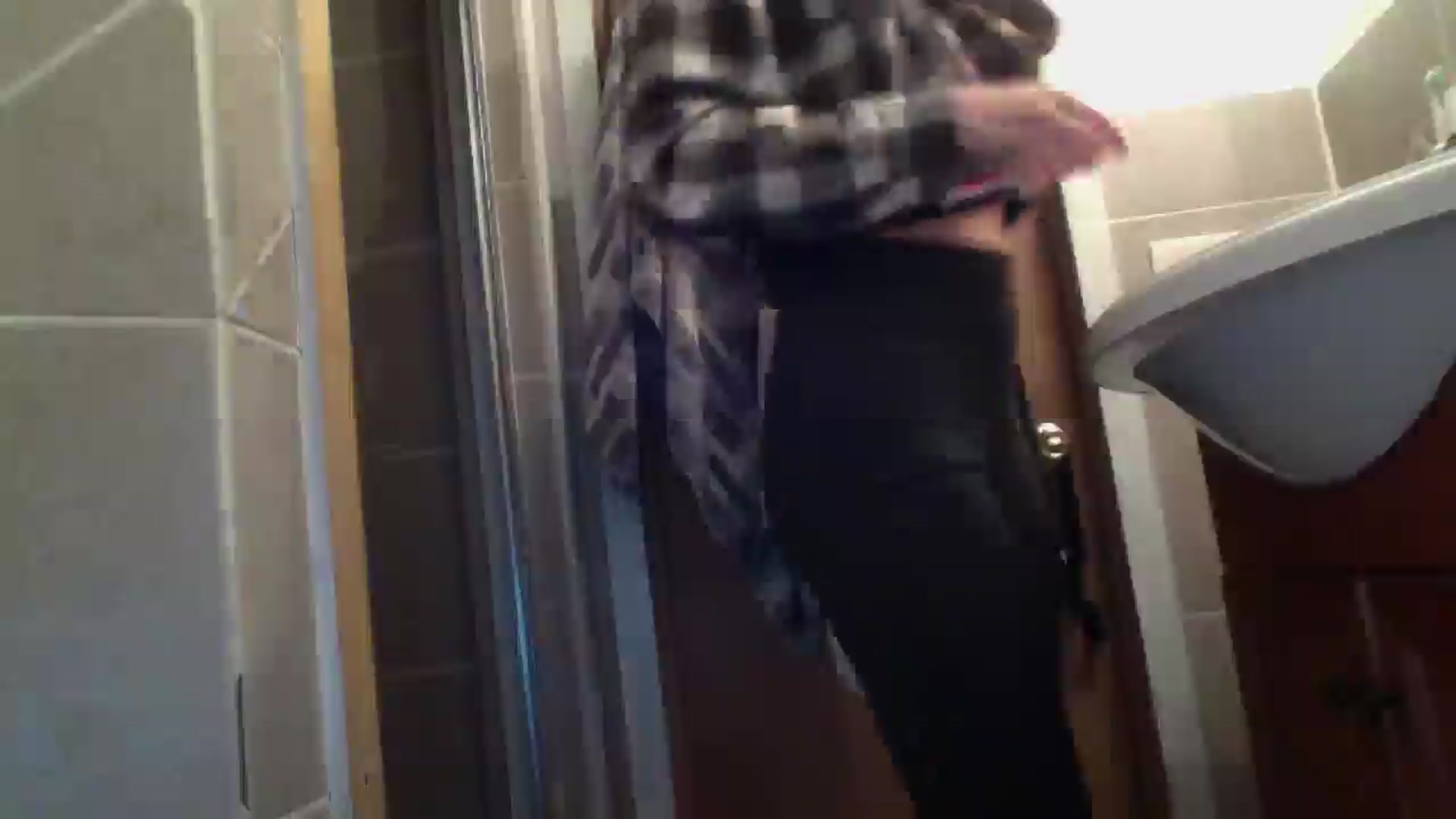 Gallery image thumbnail from marymartinez's myfreecams stream on, 11/30/2024, 19:58 image 20 of 20