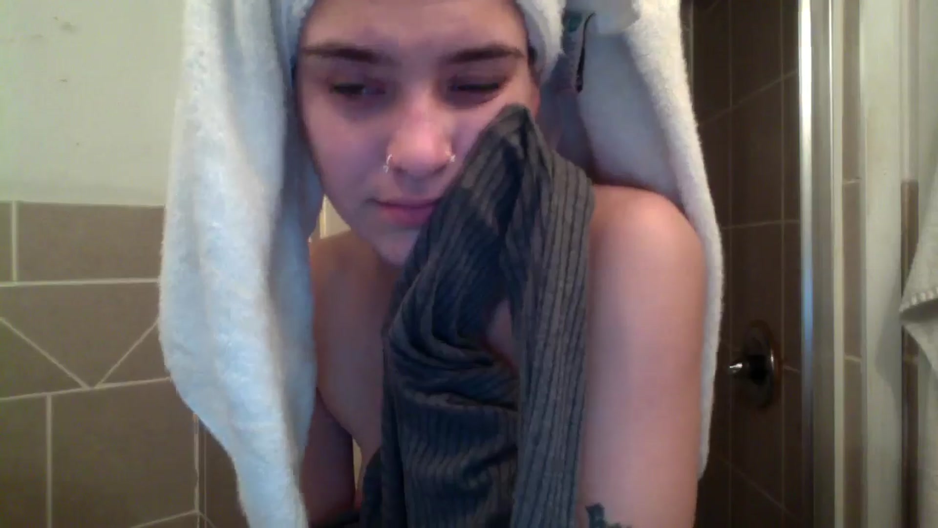 Gallery image thumbnail from marymartinez's myfreecams stream on, 12/01/2024, 18:21 image 14 of 20