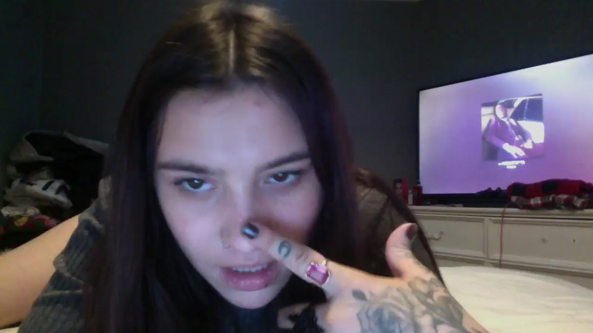 Gallery image thumbnail from marymartinez's myfreecams stream on, 12/02/2024, 19:47 image 9 of 20