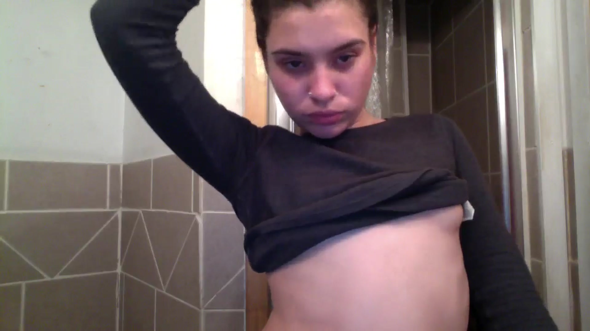 Gallery image thumbnail from marymartinez's myfreecams stream on, 12/04/2024, 19:42 image 7 of 20