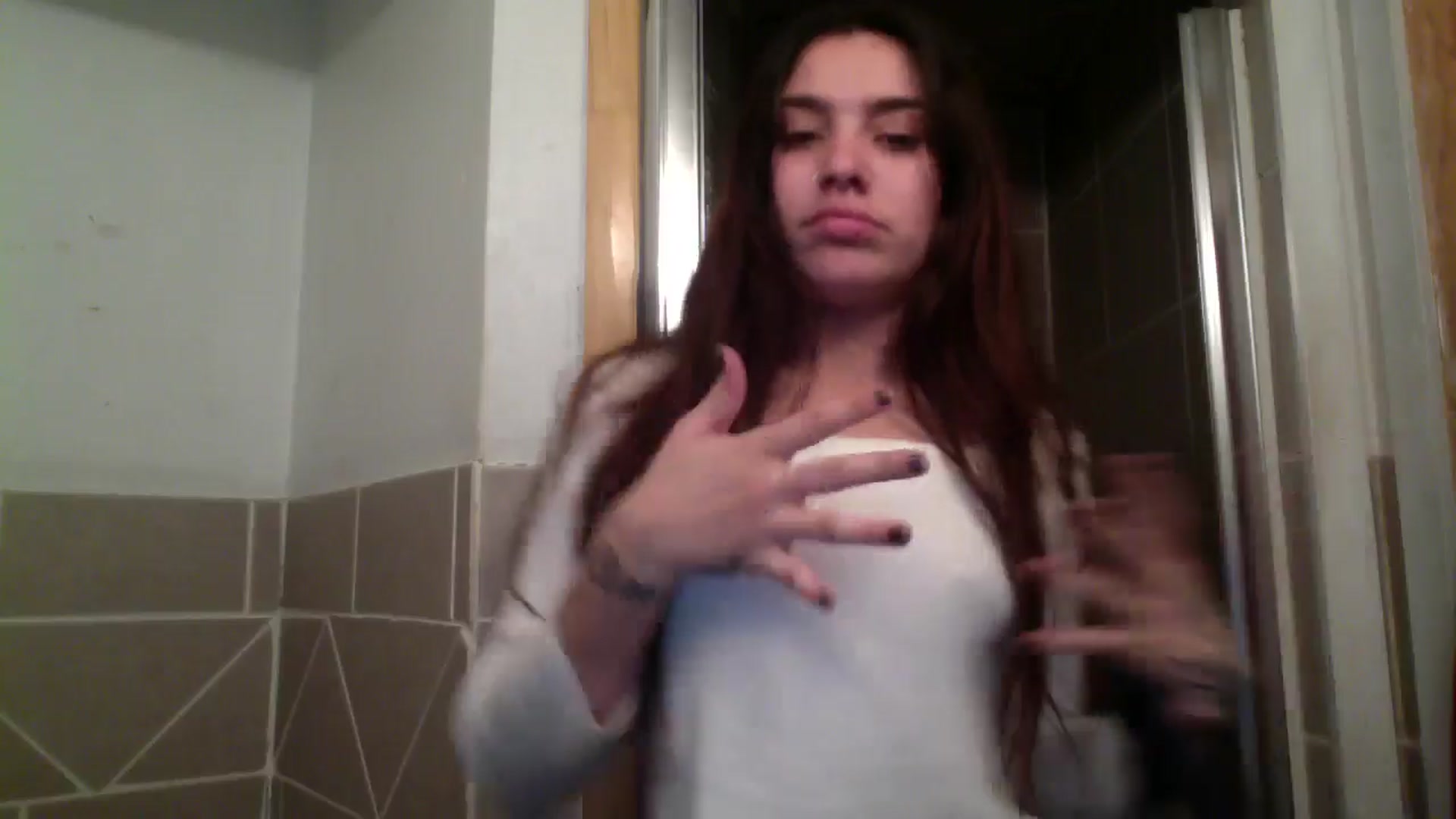 Gallery image thumbnail from marymartinez's myfreecams stream on, 12/04/2024, 20:22 image 15 of 20