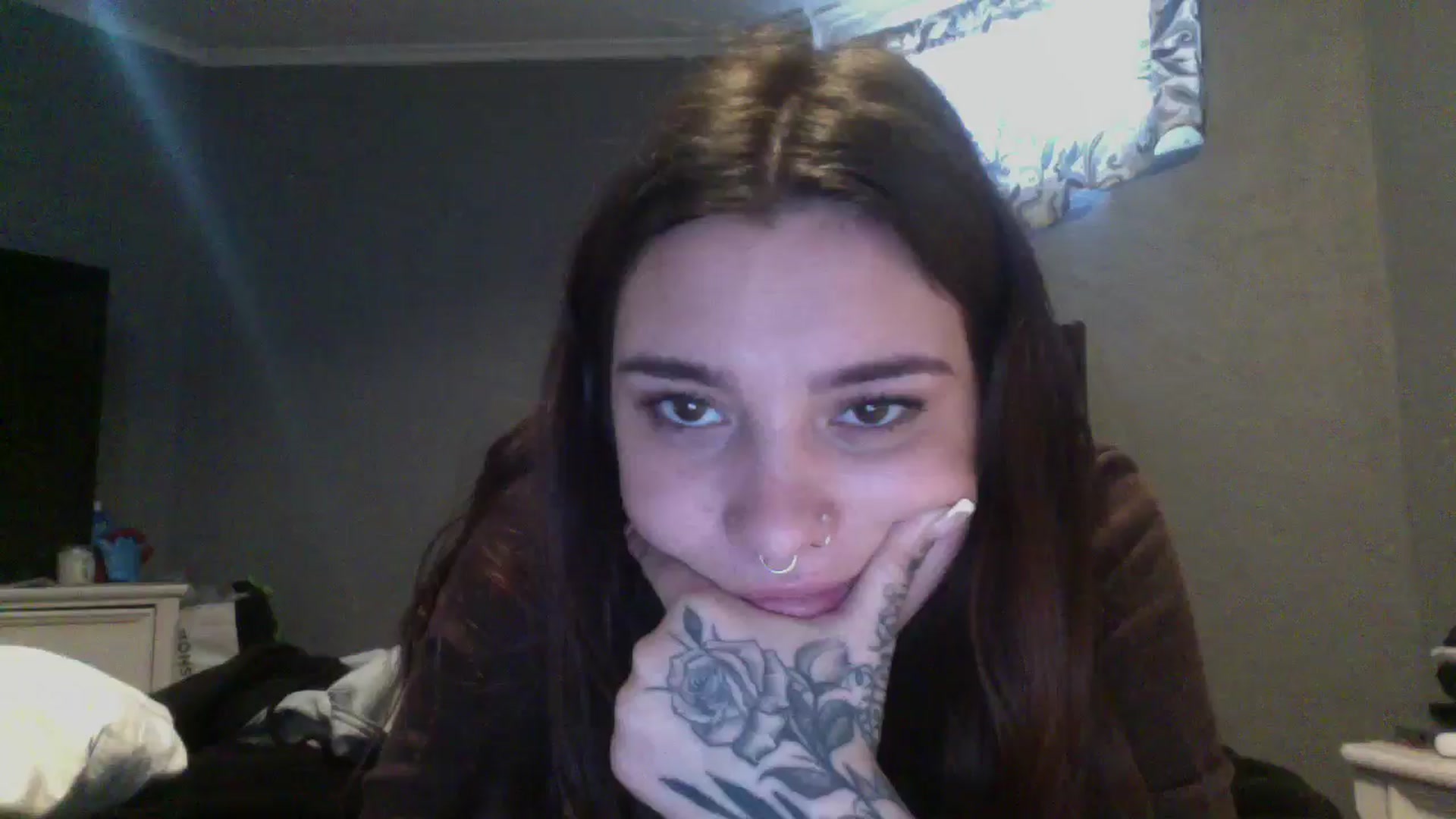 Gallery image thumbnail from marymartinez's myfreecams stream on, 04/01/2025, 18:40 image 1 of 20