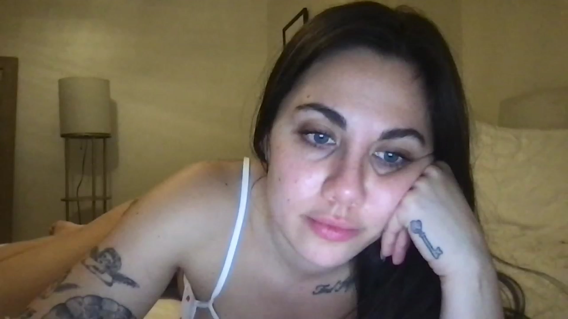 Gallery image thumbnail from marynotvirgin's myfreecams stream on, 01/13/2023, 03:18 image 14 of 20