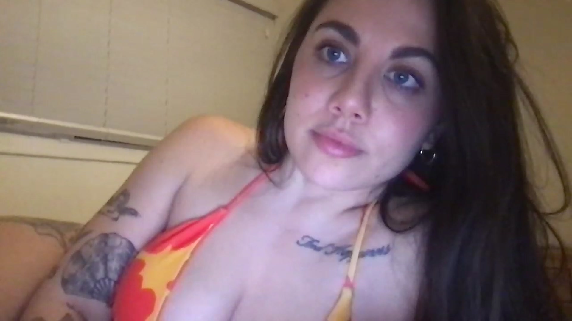 Gallery image thumbnail from marynotvirgin's myfreecams stream on, 01/16/2023, 03:21 image 17 of 20