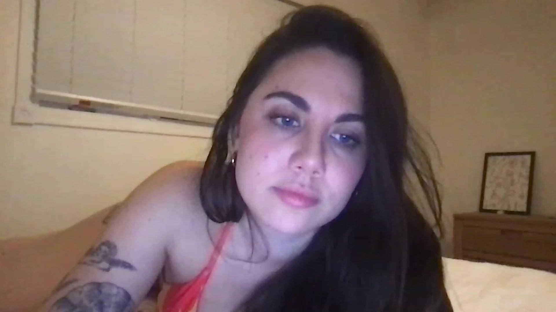 Gallery image thumbnail from marynotvirgin's myfreecams stream on, 01/16/2023, 03:21 image 19 of 20