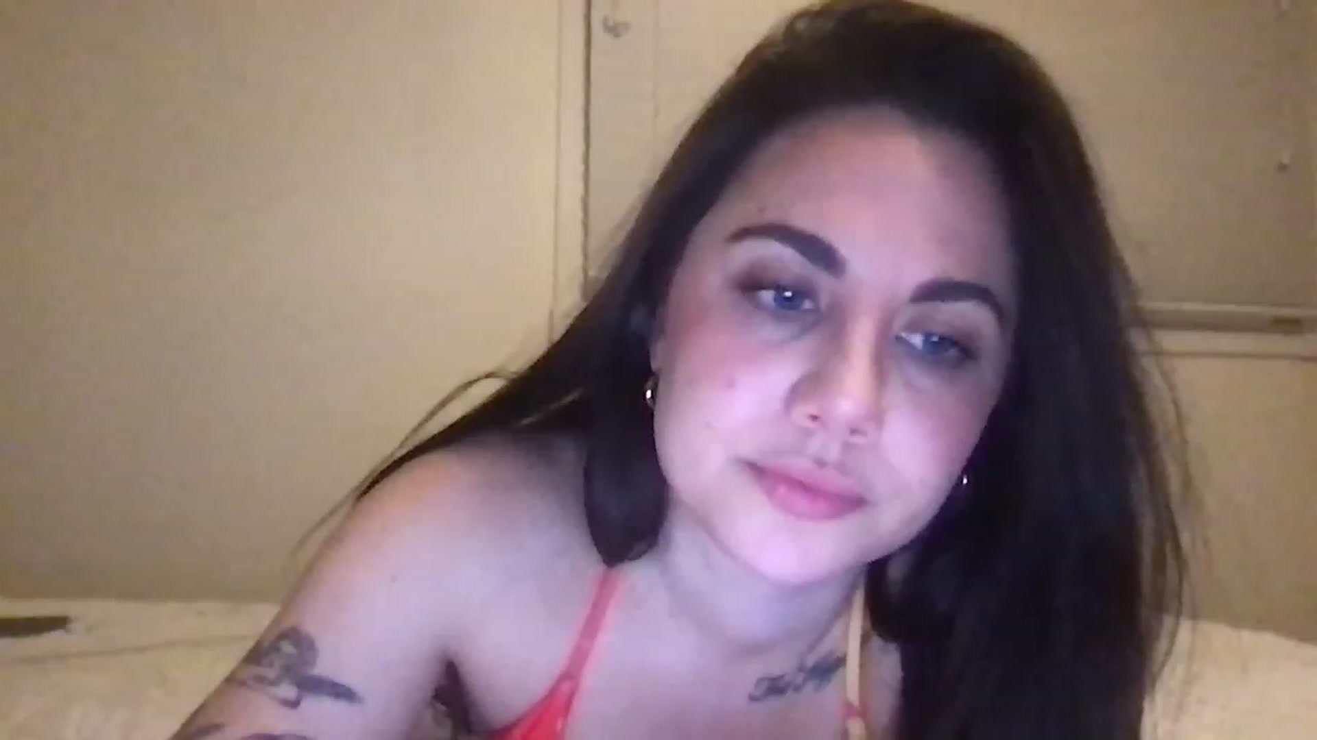 Gallery image thumbnail from marynotvirgin's myfreecams stream on, 01/16/2023, 03:21 image 16 of 20