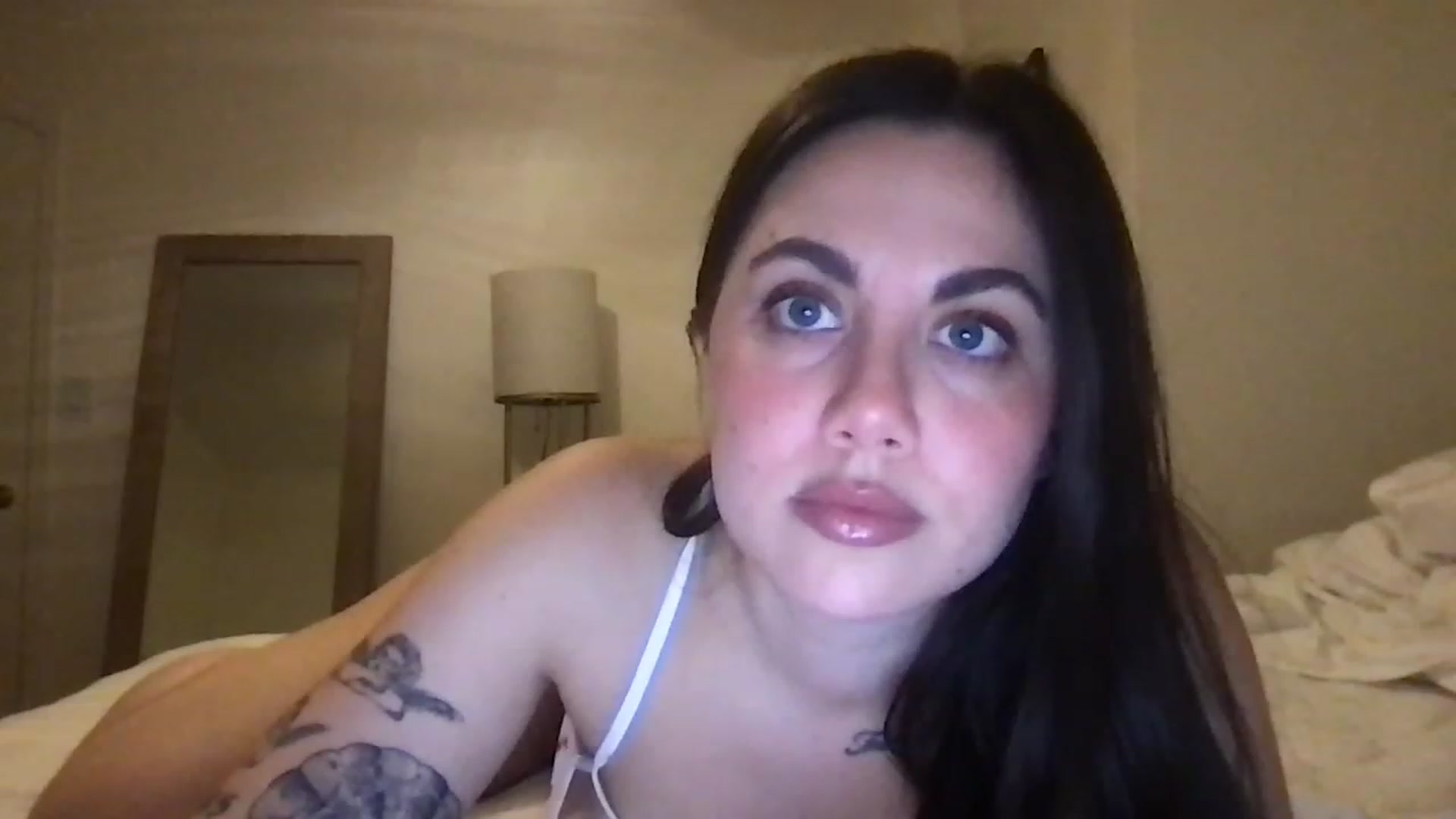 Gallery image thumbnail from marynotvirgin's myfreecams stream on, 01/31/2023, 02:05 image 1 of 20