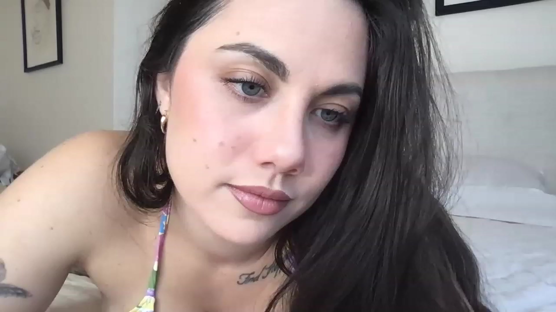 Gallery image thumbnail from marynotvirgin's myfreecams stream on, 03/27/2023, 20:54 image 14 of 20