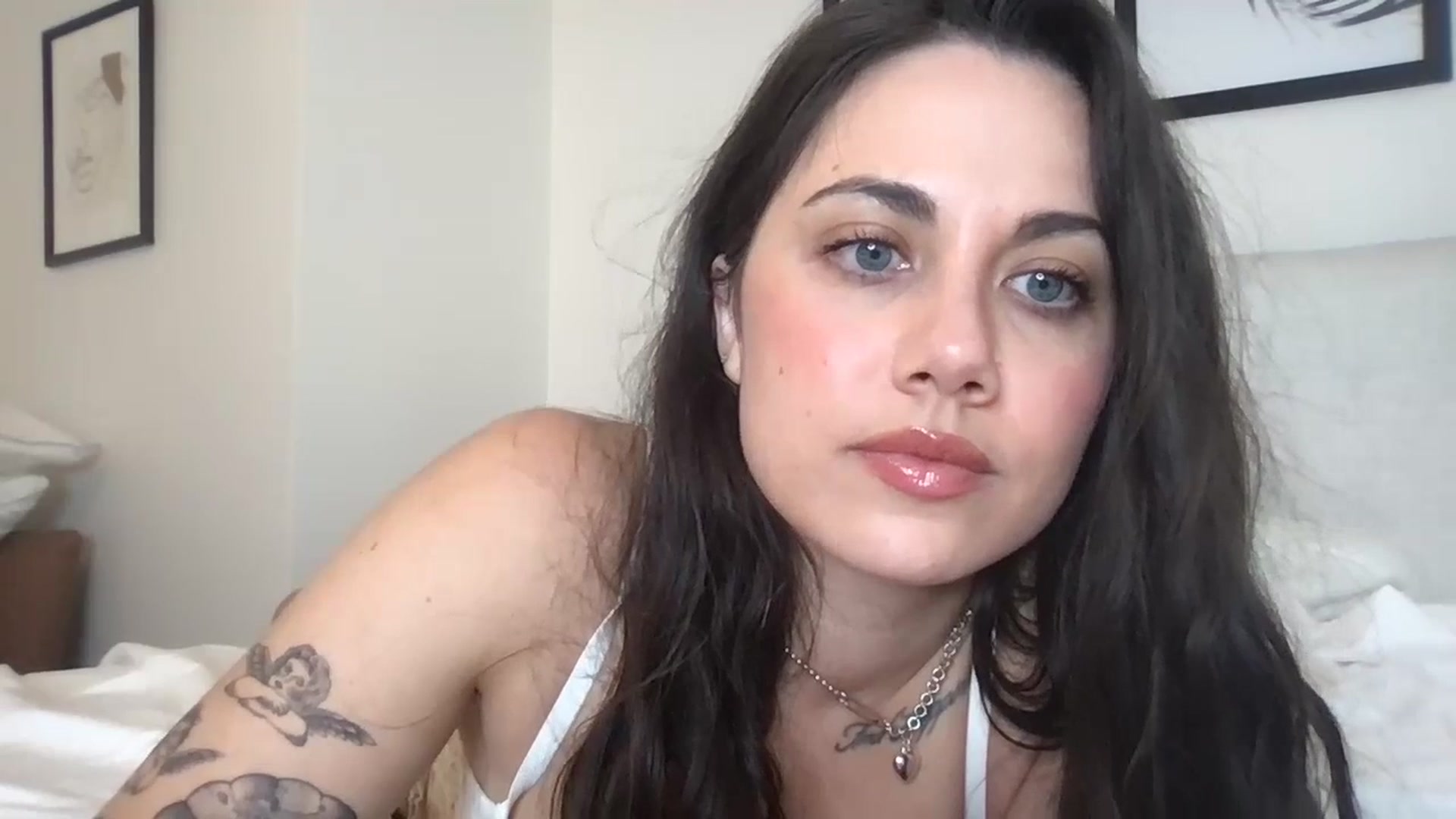 Gallery image thumbnail from marynotvirgin's myfreecams stream on, 06/29/2023, 02:37 image 10 of 20