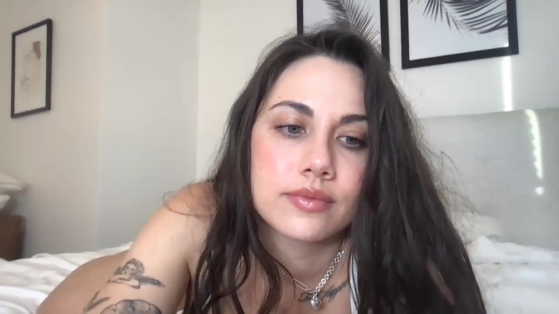 Gallery image thumbnail from marynotvirgin's myfreecams stream on, 06/29/2023, 02:51 image 2 of 20