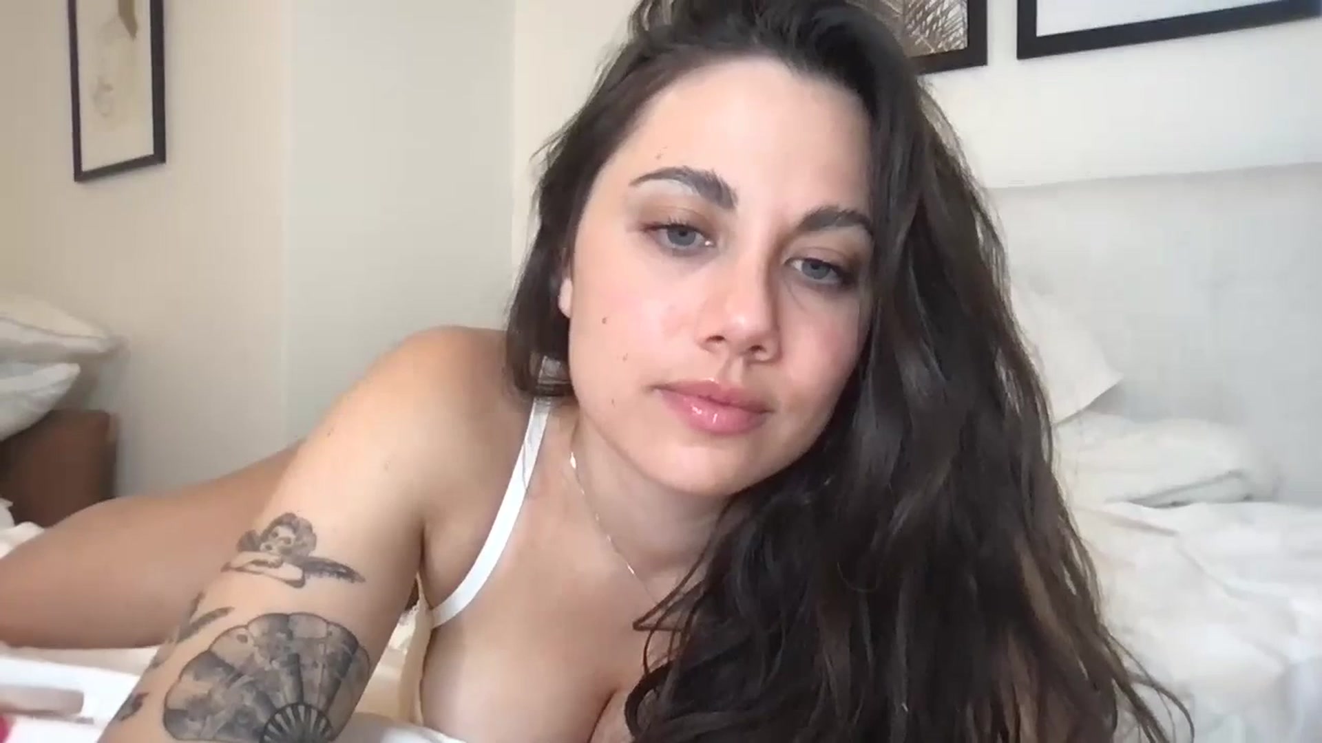 Gallery image thumbnail from marynotvirgin's myfreecams stream on, 06/30/2023, 02:54 image 7 of 20