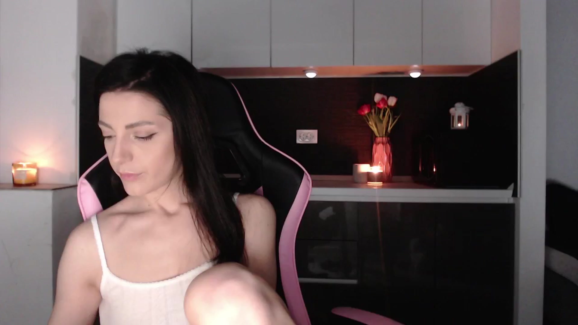 Gallery image thumbnail from masha0x0's myfreecams stream on, 03/02/2024, 20:31 image 11 of 20