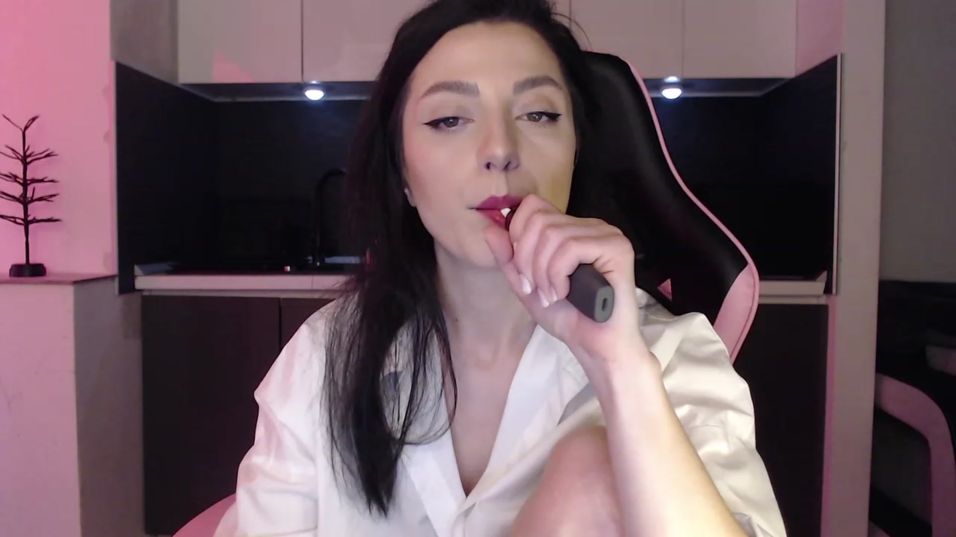 Gallery image thumbnail from masha0x0's myfreecams stream on, 03/09/2024, 14:51 image 19 of 20