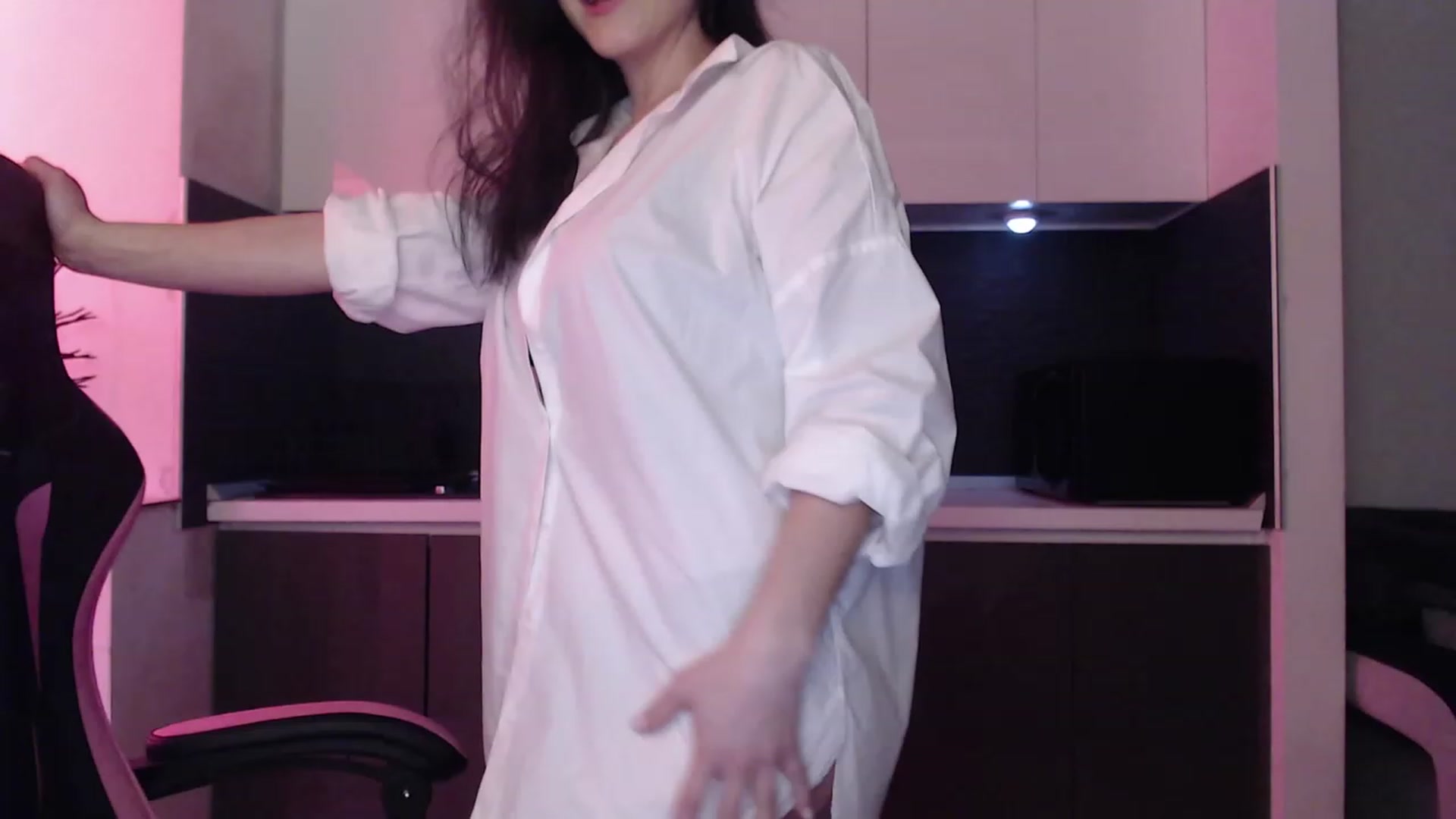 Gallery image thumbnail from masha0x0's myfreecams stream on, 03/09/2024, 14:51 image 3 of 20