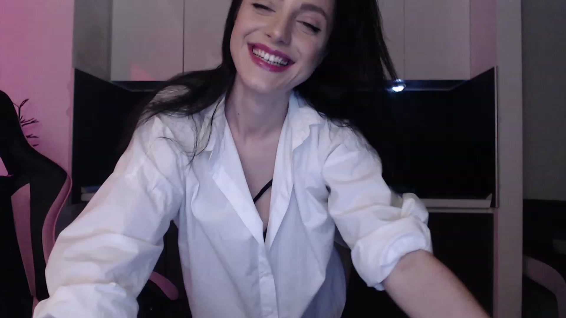 Gallery image thumbnail from masha0x0's myfreecams stream on, 03/09/2024, 15:47 image 5 of 20