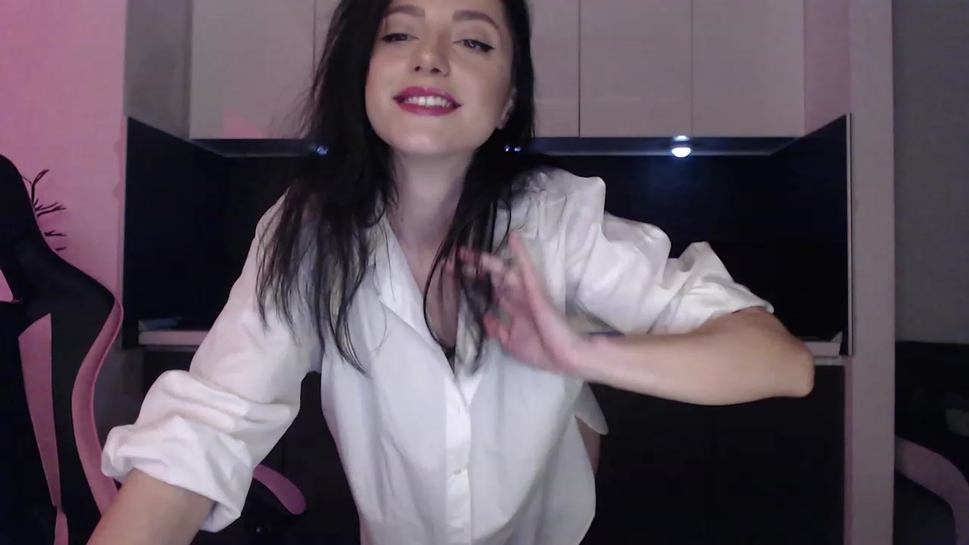 Gallery image thumbnail from masha0x0's myfreecams stream on, 03/09/2024, 15:47 image 10 of 20