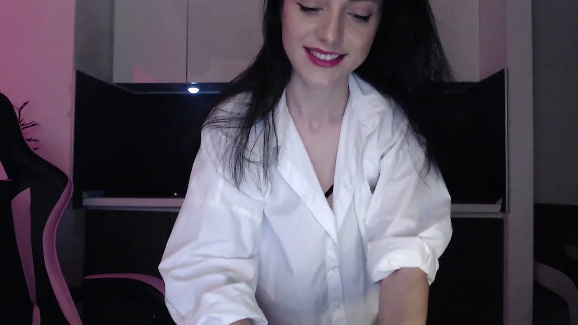 Gallery image thumbnail from masha0x0's myfreecams stream on, 03/09/2024, 15:47 image 6 of 20