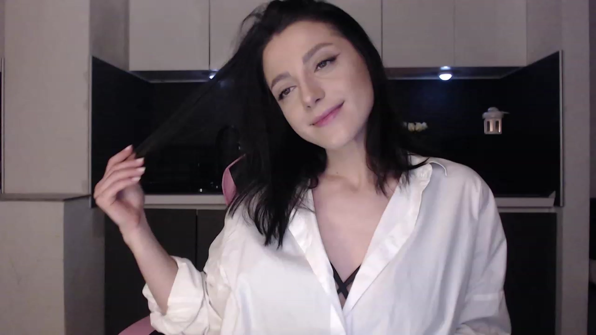 Gallery image thumbnail from masha0x0's myfreecams stream on, 03/16/2024, 22:05 image 16 of 20