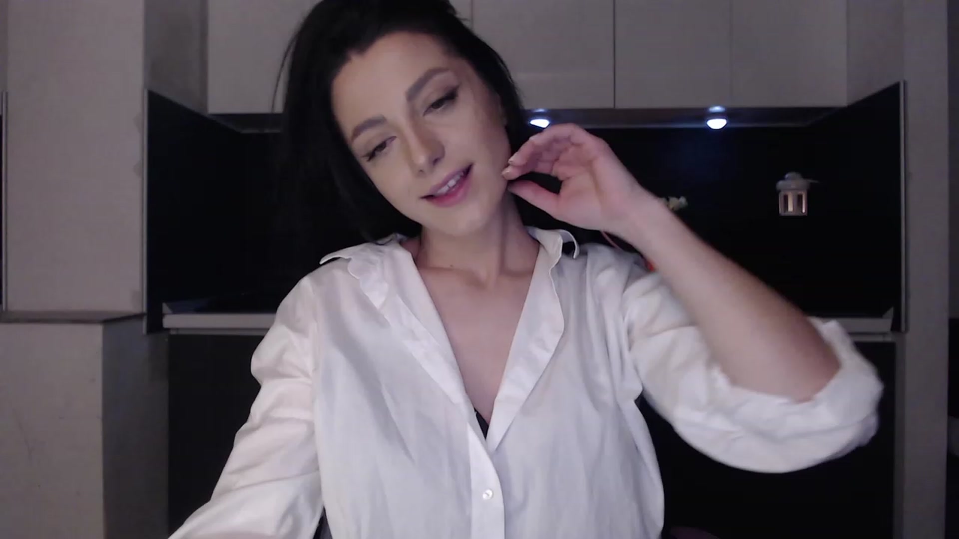 Gallery image thumbnail from masha0x0's myfreecams stream on, 03/16/2024, 22:05 image 17 of 20