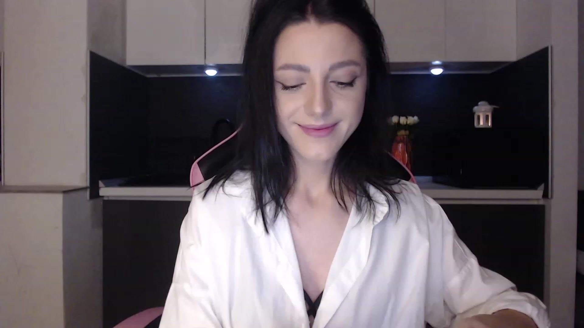 Gallery image thumbnail from masha0x0's myfreecams stream on, 03/16/2024, 22:05 image 7 of 20