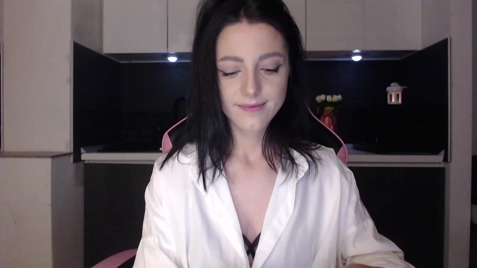 Gallery image thumbnail from masha0x0's myfreecams stream on, 03/16/2024, 22:05 image 8 of 20