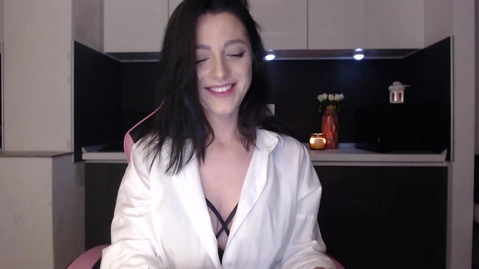 Gallery image thumbnail from masha0x0's myfreecams stream on, 03/16/2024, 22:47 image 5 of 20