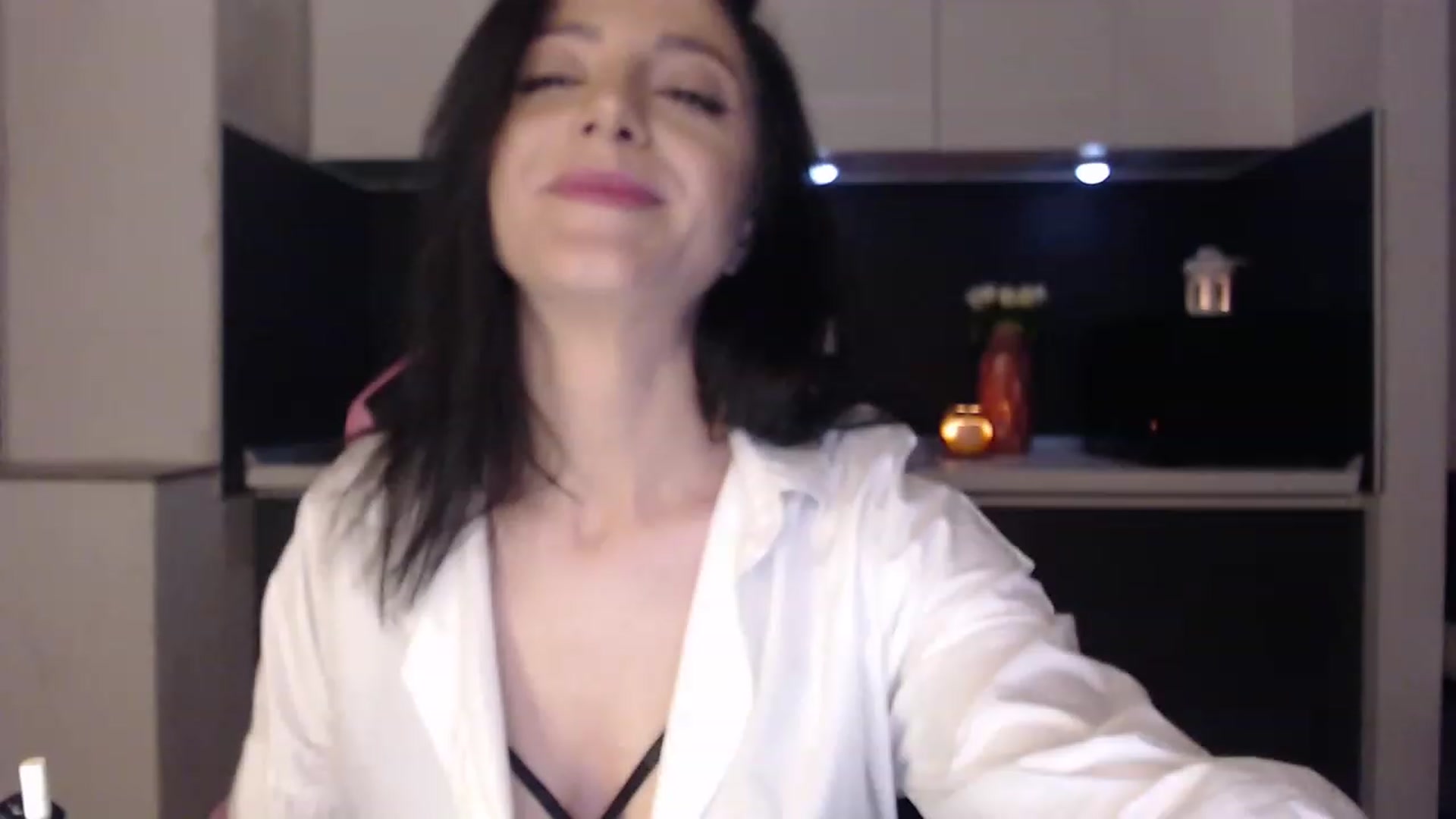 Gallery image thumbnail from masha0x0's myfreecams stream on, 03/16/2024, 22:47 image 11 of 20