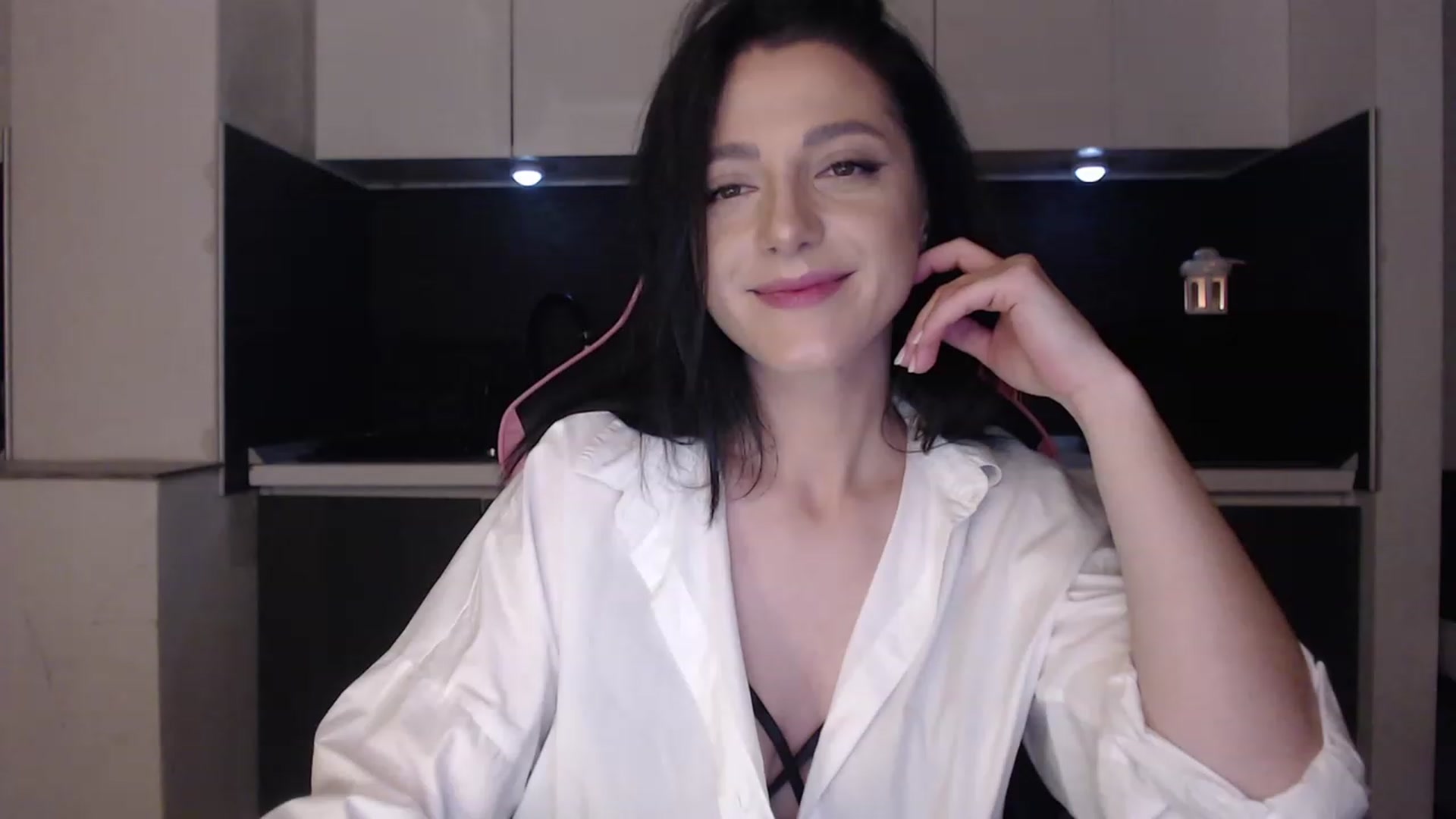 Gallery image thumbnail from masha0x0's myfreecams stream on, 03/16/2024, 22:47 image 18 of 20
