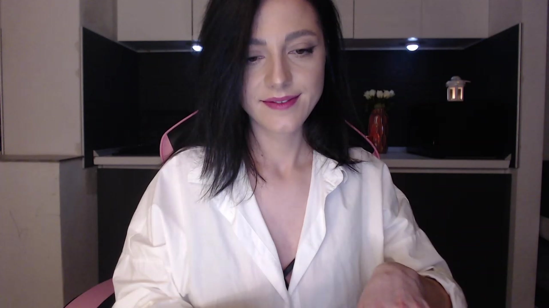 Gallery image thumbnail from masha0x0's myfreecams stream on, 03/17/2024, 24:27 image 6 of 20