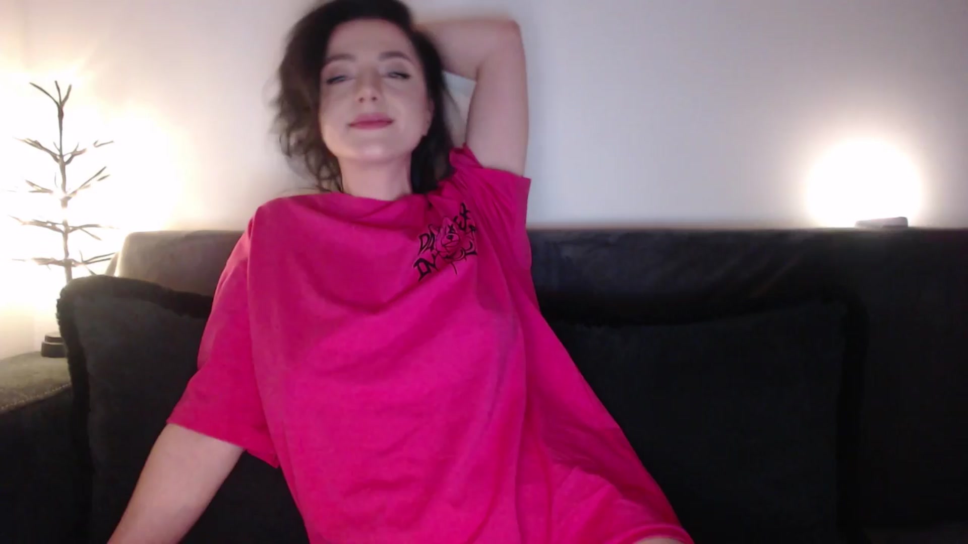 Gallery image thumbnail from masha0x0's myfreecams stream on, 03/23/2024, 22:56 image 10 of 20