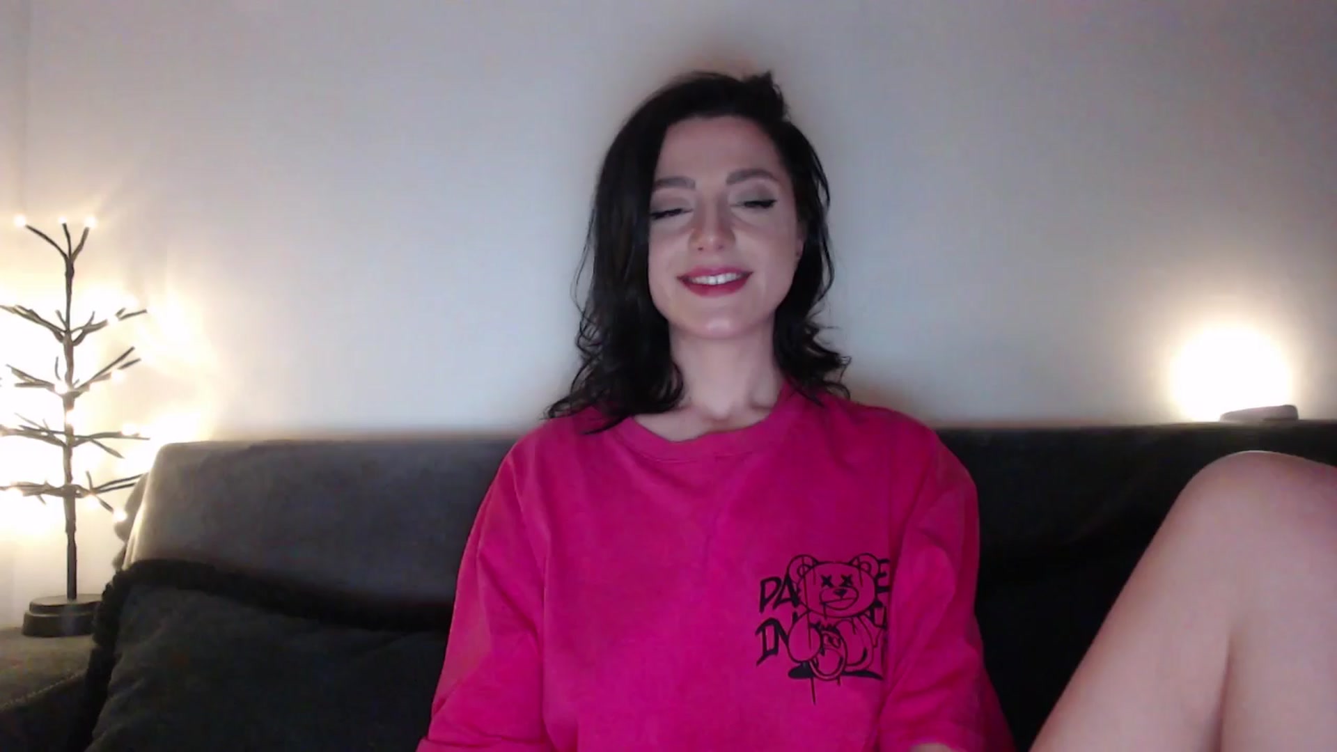 Gallery image thumbnail from masha0x0's myfreecams stream on, 03/24/2024, 04:06 image 17 of 20