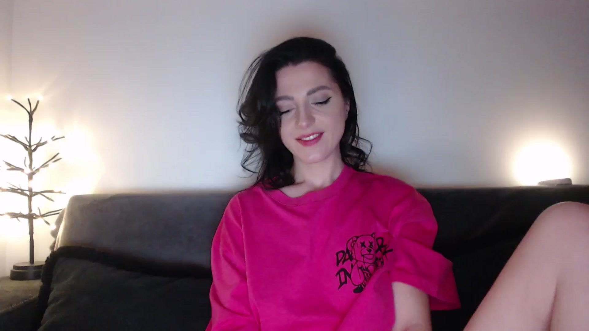 Gallery image thumbnail from masha0x0's myfreecams stream on, 03/24/2024, 04:06 image 18 of 20