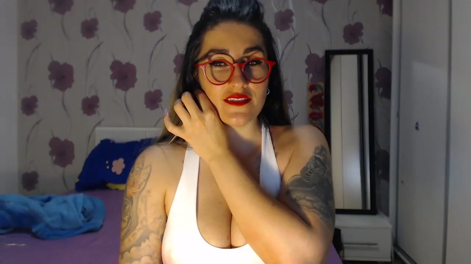 Gallery image thumbnail from match_woman's myfreecams stream on, 11/23/2022, 17:25 image 13 of 20