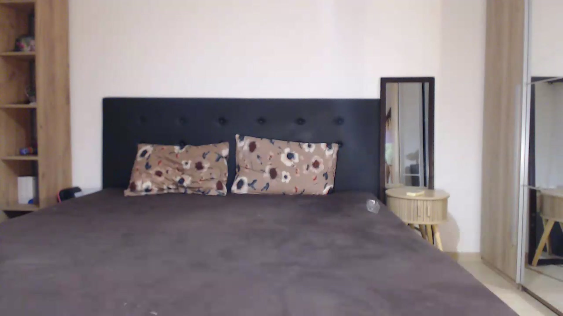 Gallery image thumbnail from match_woman's myfreecams stream on, 07/19/2026, 18:33 image 3 of 20