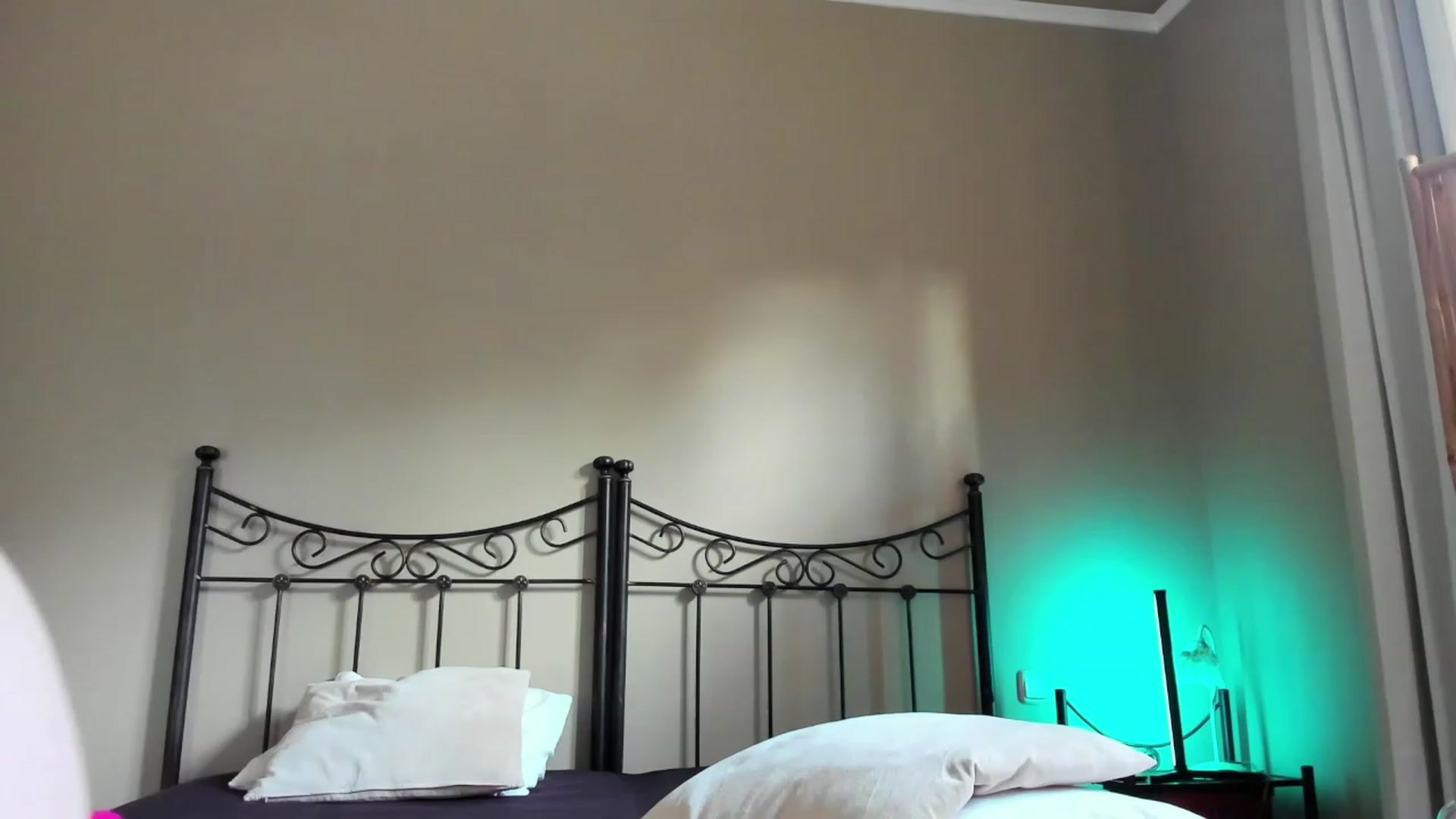 Gallery image thumbnail from matyld's myfreecams stream on, 01/10/2024, 07:23 image 7 of 20