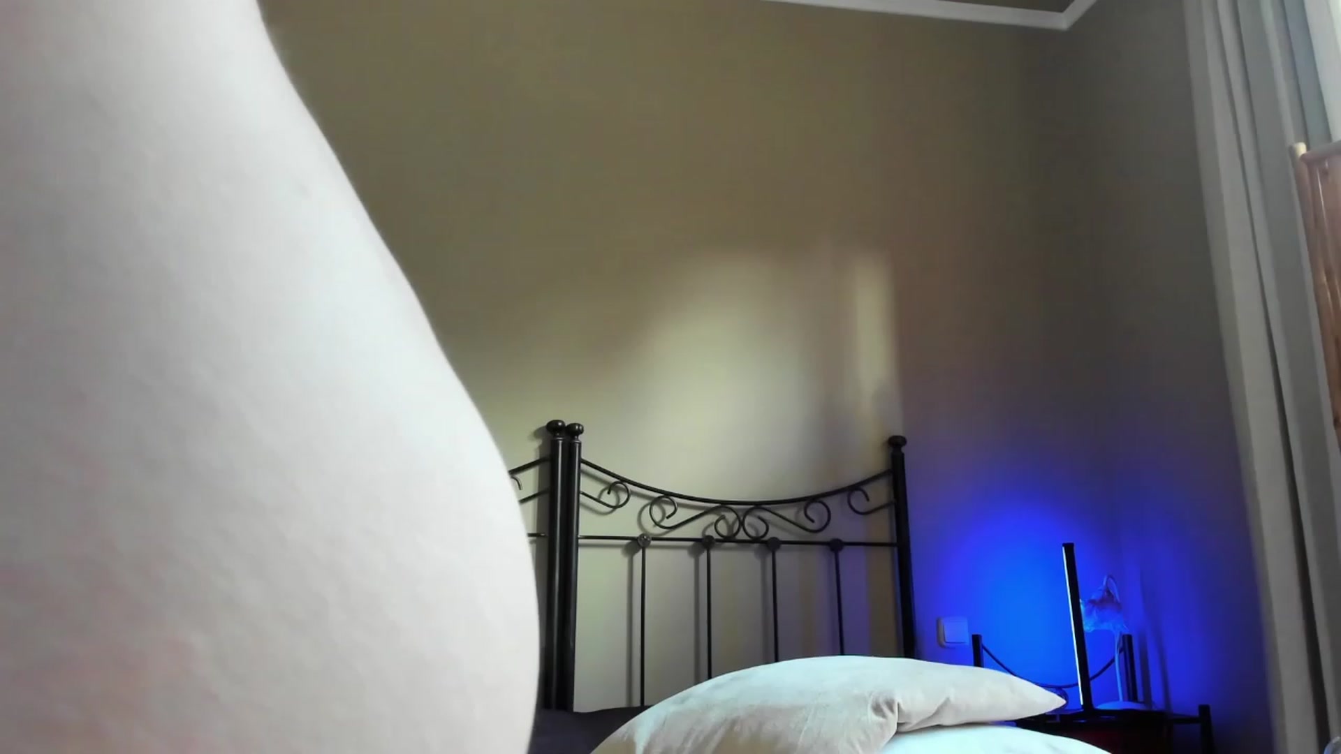 Gallery image thumbnail from matyld's myfreecams stream on, 01/10/2024, 07:23 image 8 of 20