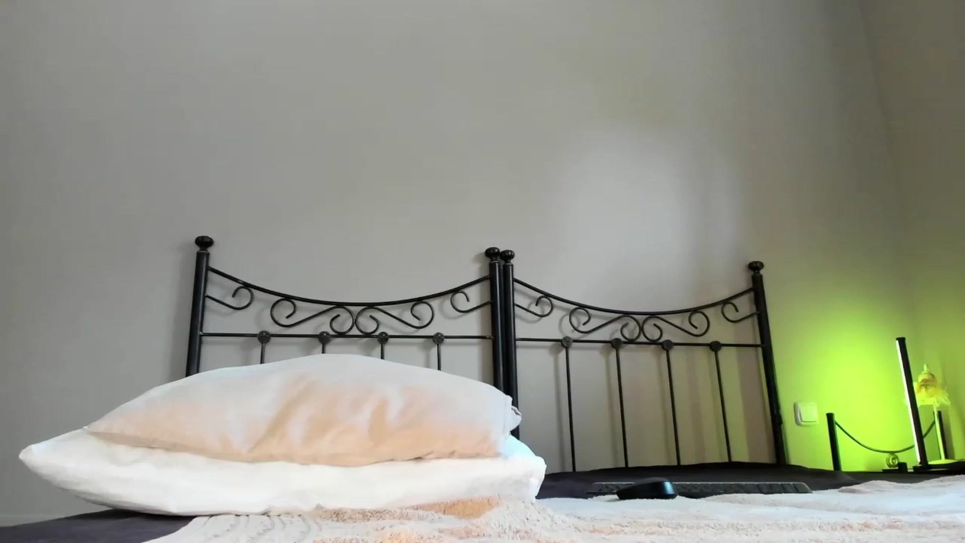 Gallery image thumbnail from matyld's myfreecams stream on, 01/13/2024, 10:03 image 18 of 20