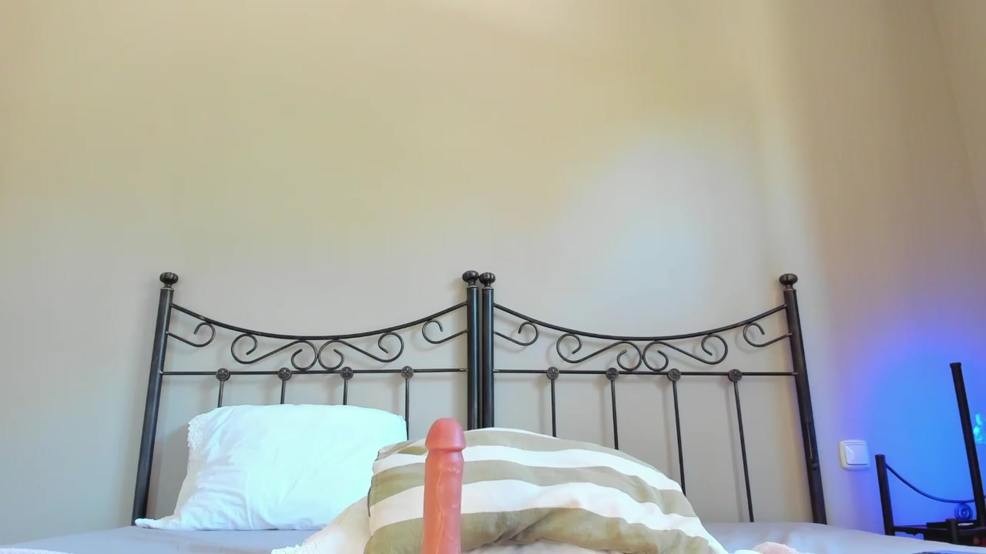 Gallery image thumbnail from matyld's myfreecams stream on, 01/26/2024, 14:01 image 10 of 20