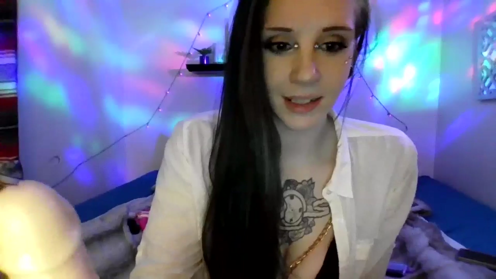 Gallery image thumbnail from maxxxmoore's myfreecams stream on, 03/30/2026, 11:01 image 12 of 20