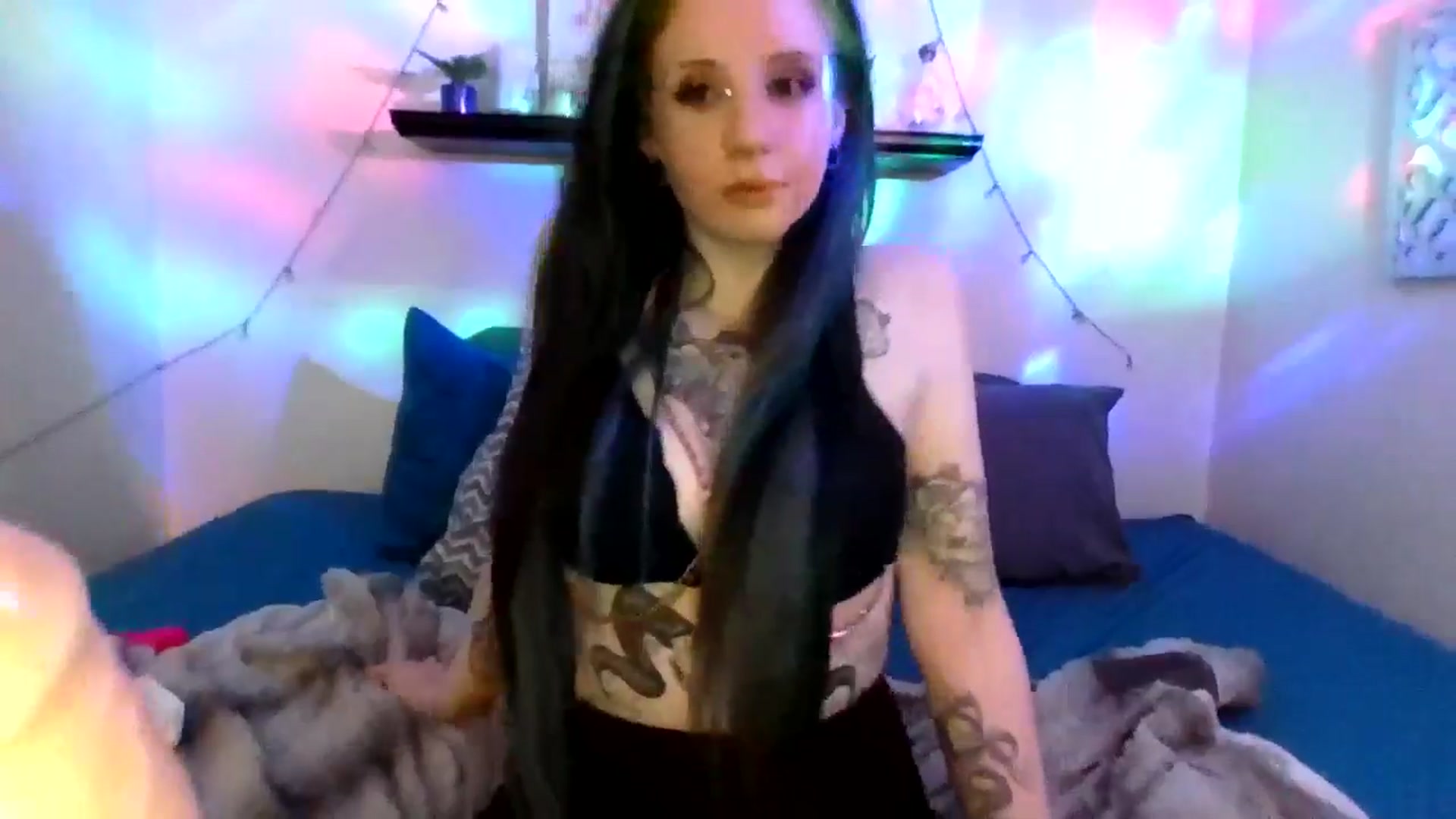 Gallery image thumbnail from maxxxmoore's myfreecams stream on, 03/30/2026, 12:06 image 5 of 20