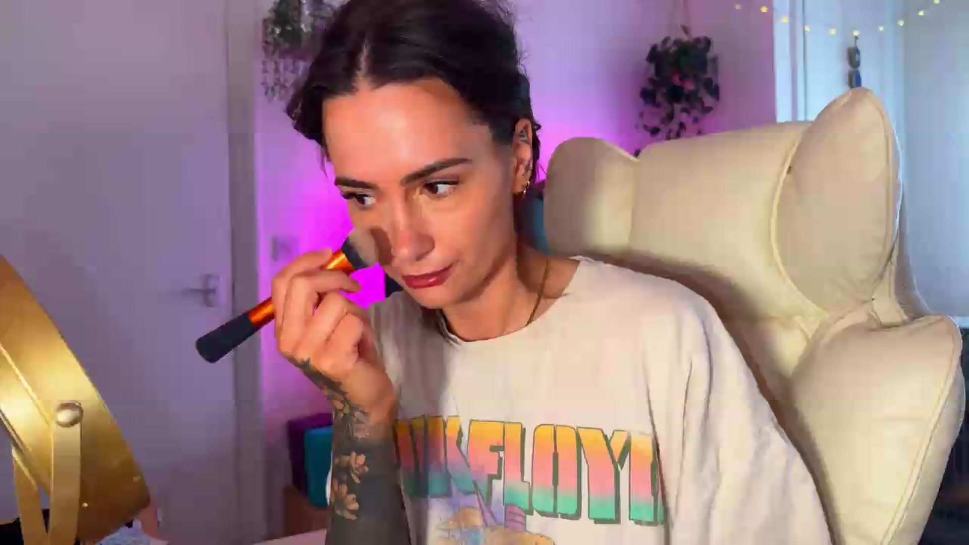 Gallery image thumbnail from maya404notfound's myfreecams stream on, 07/15/2026, 09:35 image 7 of 20