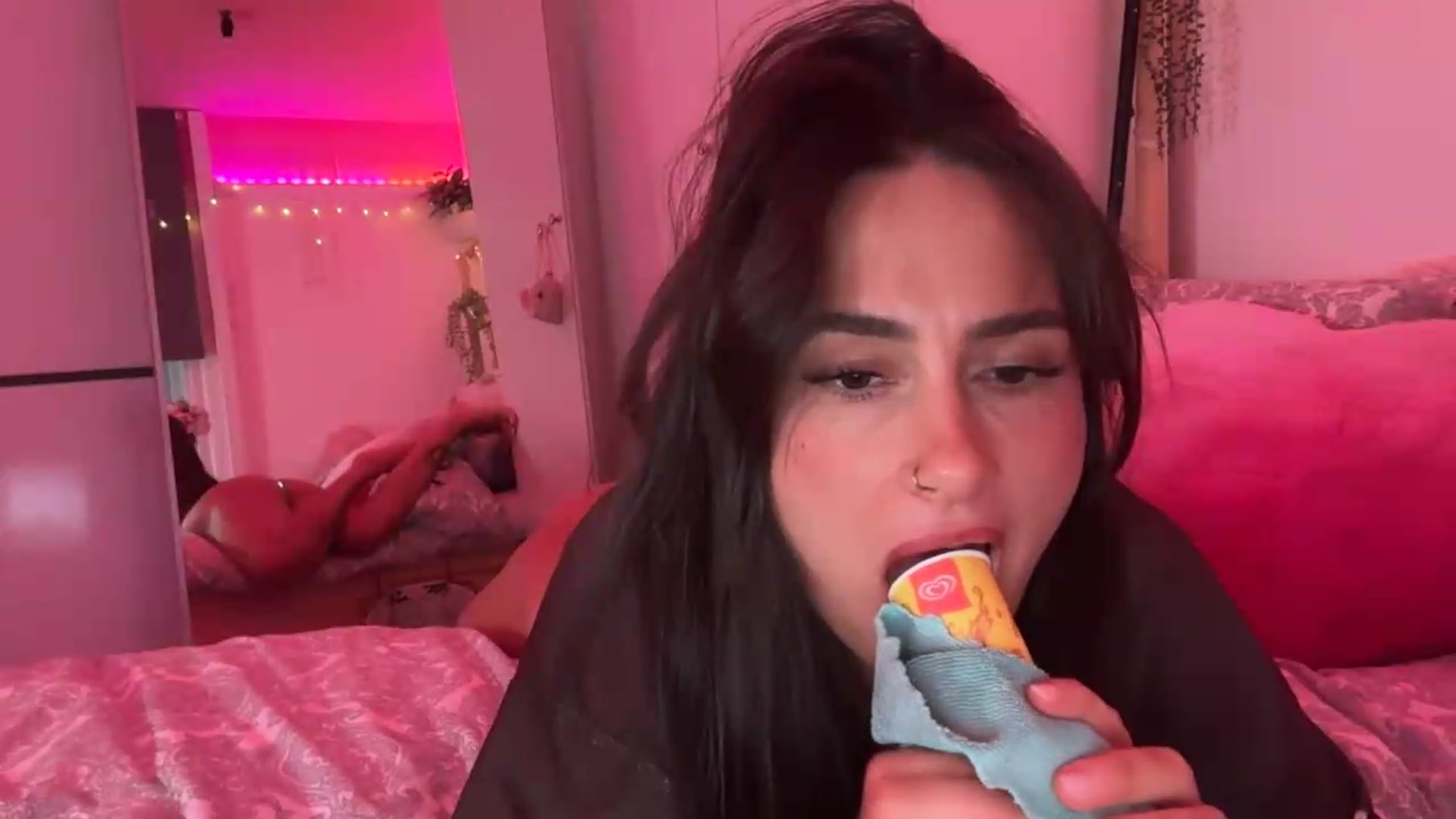 Gallery image thumbnail from maya404notfound's myfreecams stream on, 07/15/2026, 22:24 image 18 of 20
