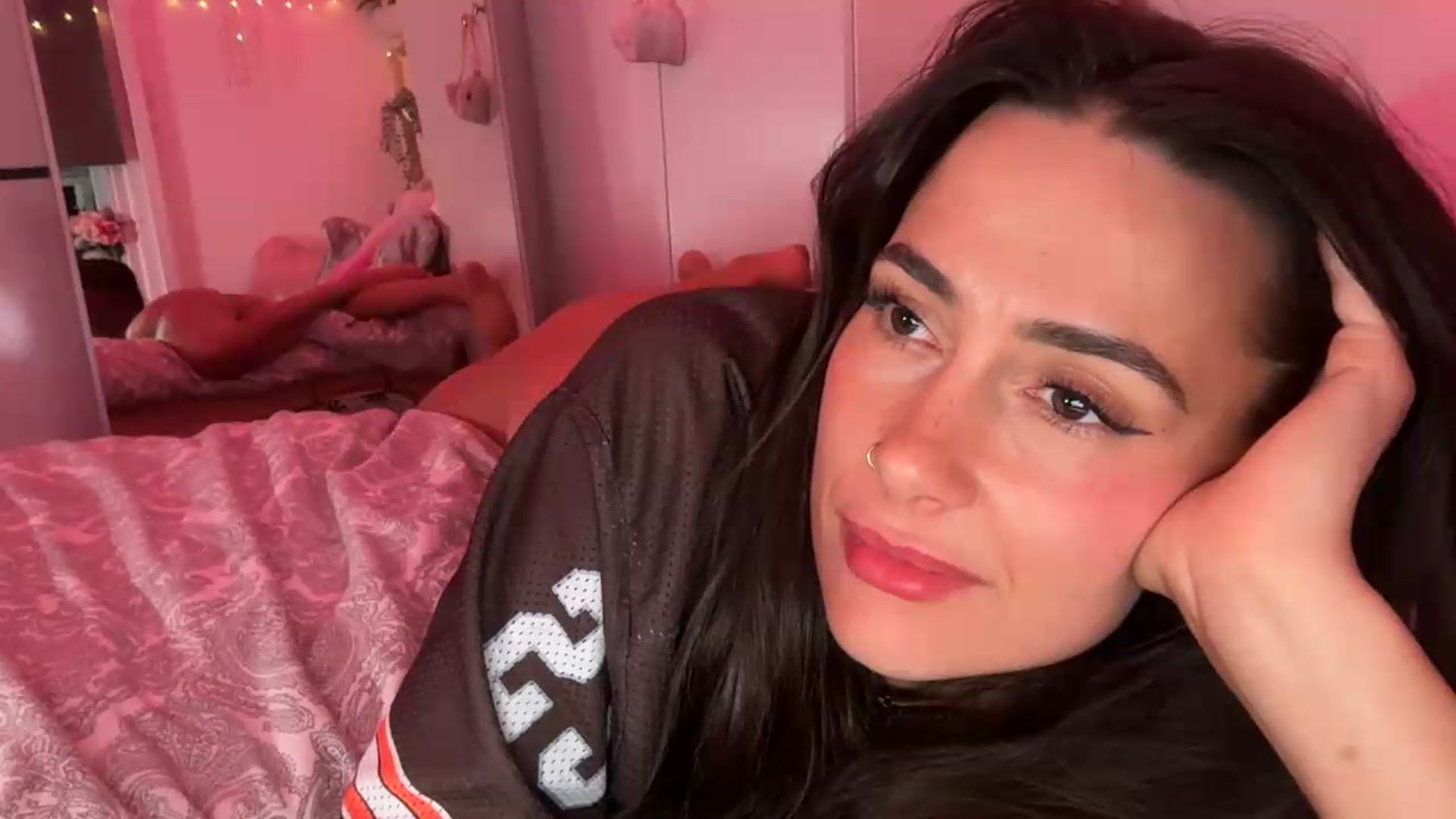 Gallery image thumbnail from maya404notfound's myfreecams stream on, 07/16/2026, 01:47 image 11 of 20