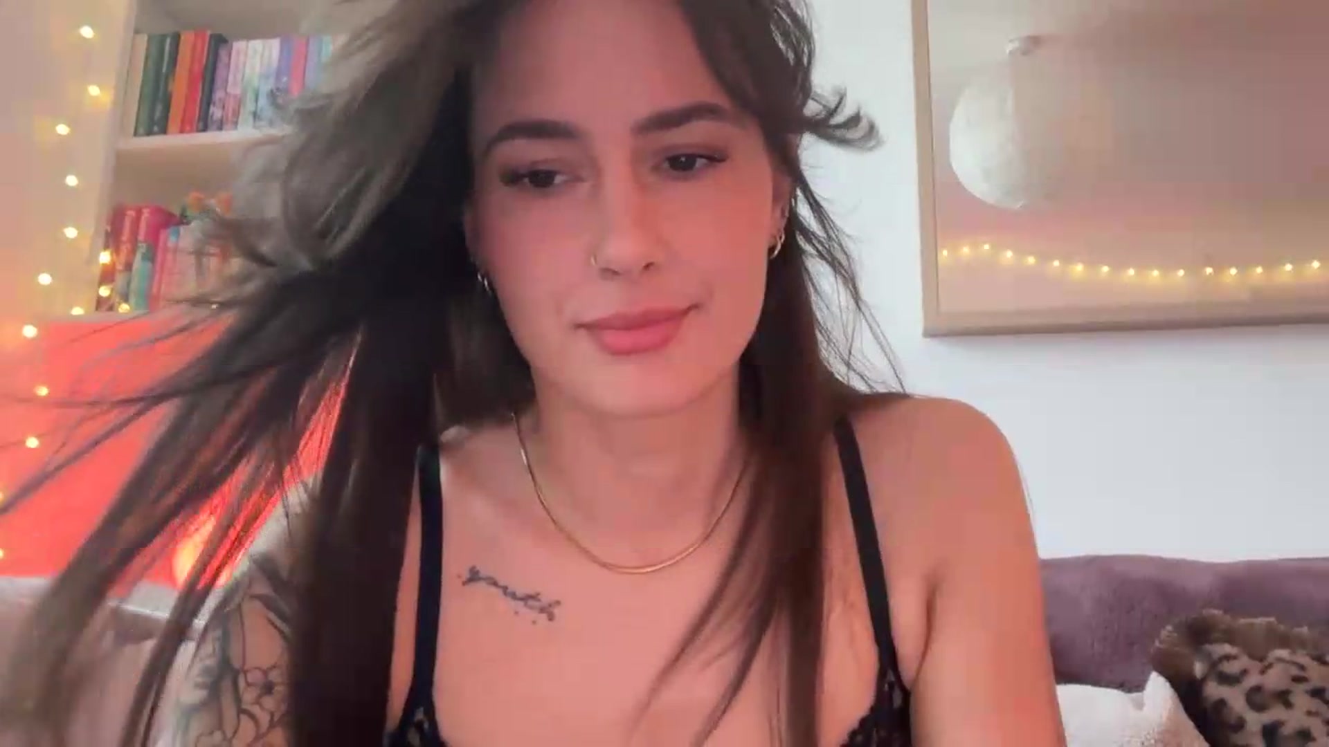 Gallery image thumbnail from maya404notfound's myfreecams stream on, 08/14/2026, 18:06 image 12 of 20