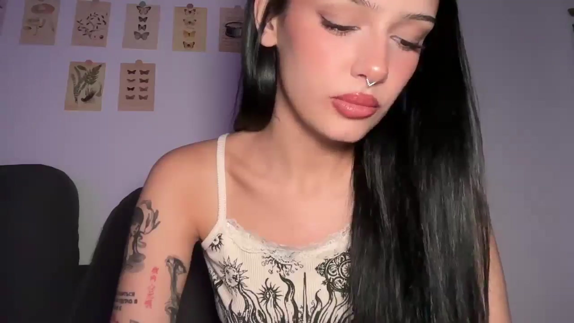 Gallery image thumbnail from mayflowers's myfreecams stream on, 07/23/2025, 07:23 image 16 of 20