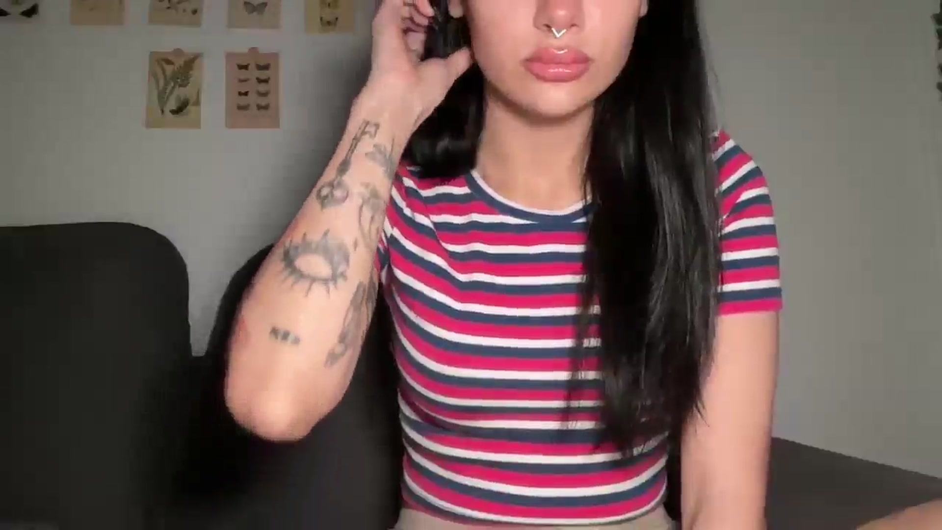 Gallery image thumbnail from mayflowers's myfreecams stream on, 08/21/2025, 07:38 image 4 of 20