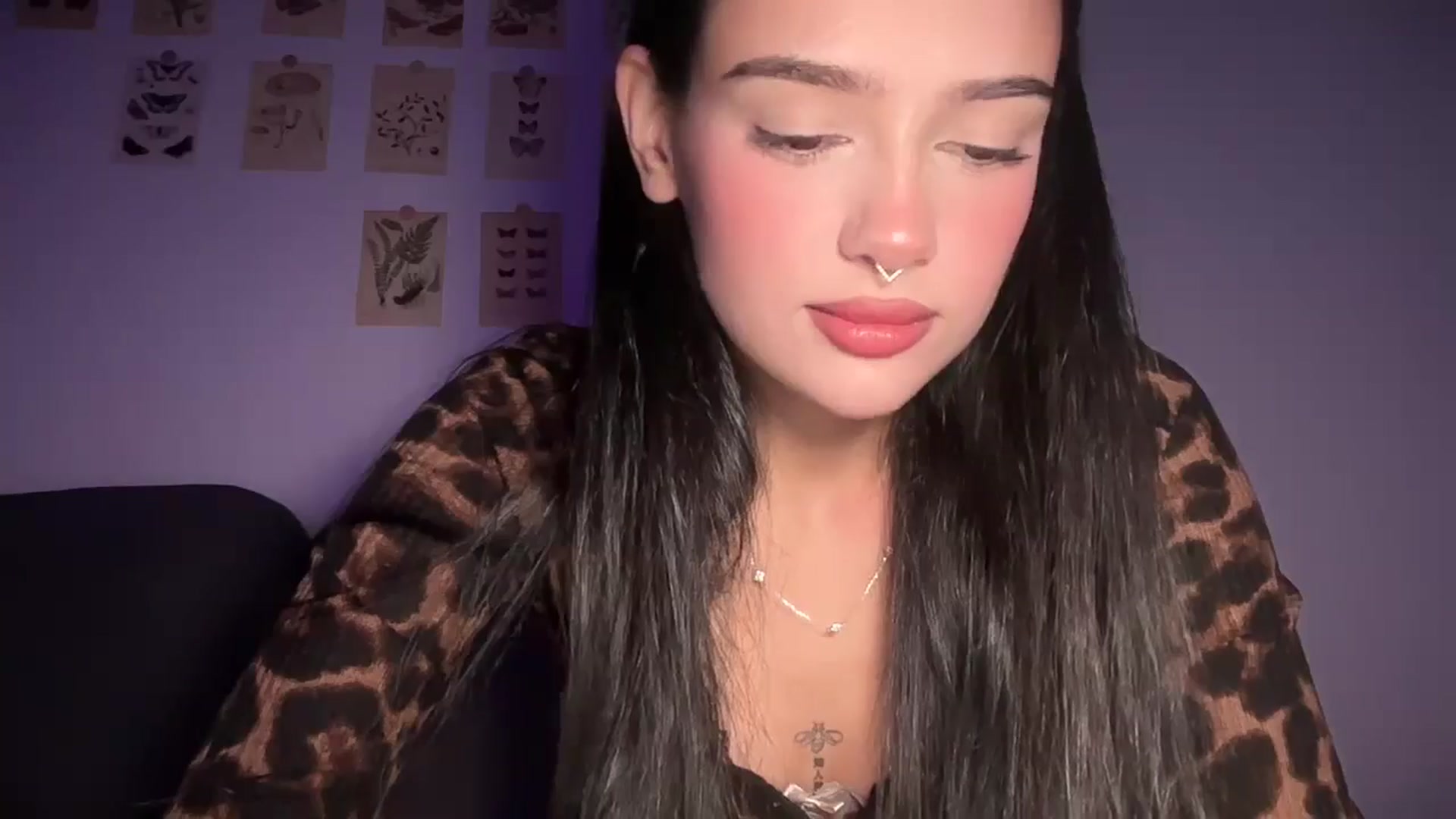 Gallery image thumbnail from mayflowers's myfreecams stream on, 11/19/2025, 07:04 image 9 of 20