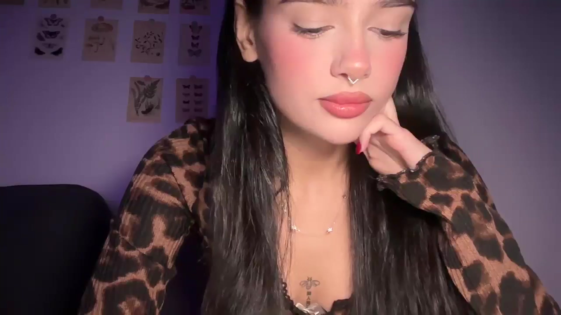 Gallery image thumbnail from mayflowers's myfreecams stream on, 11/19/2025, 07:04 image 4 of 20
